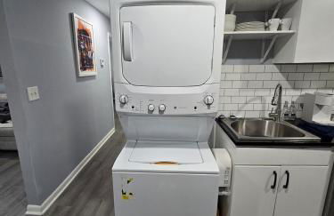 2 King Beds Near Airport - The Silver Hideaway - Foto 2