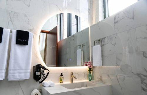 Luxury Downtown Home Near Lake Martin - Foto 12