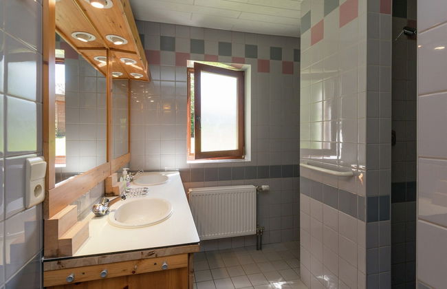 Perfect Holiday Home in Waimes With Swimming Pool - Foto 13