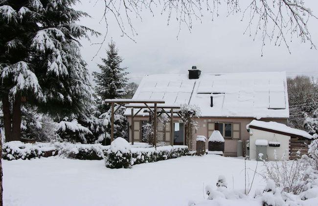 Family Retreat With Garden - Photo 35