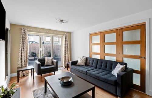 Stylish 2 Bed Bungalow in East Ham, Close to Excel - Foto 7