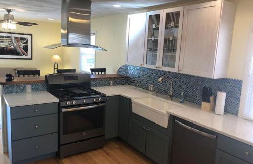 Entire apartment close to downtown - 2 Queen beds - Photo 1