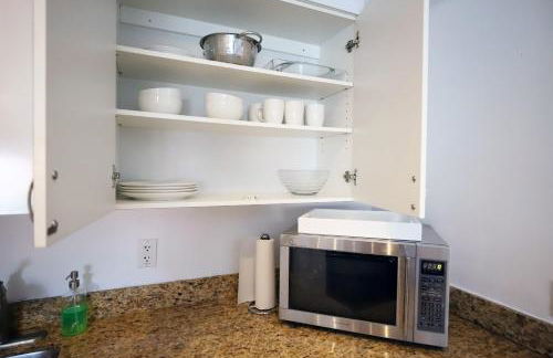 South Beach Walk to Sea Free Parking & Balcony Family & Pet Friendly - Foto 19