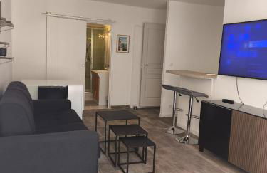 Home2Sea - Piscine, Jardin, studio cabine, 1 canapé lit convertible 2 ADULTES, 1 lit superposé triple 3 ENFANTS ou ADOS - Foto 27