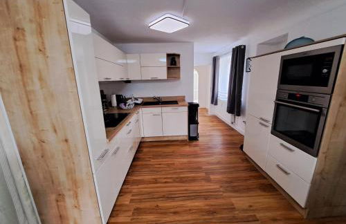 Schloss Hilbringen Gesindewohnungen - Foto 8