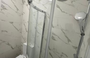 Beddington Serviced Accommodation - Foto 11