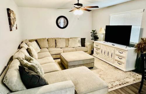 Lighthouse Suite Pet Friendly Hot Tub Sleeps 4 - Foto 7