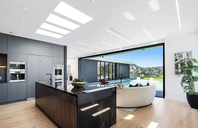 Monarch Modern - Photo 7