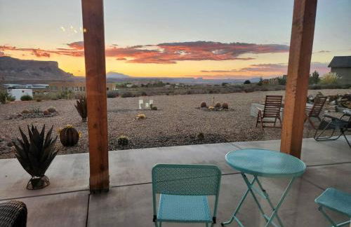 Lake Powell Sunrise Villa by Antelope Canyon with firepit and scenic views - Foto 1