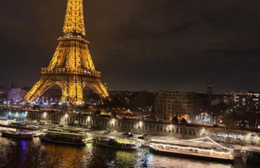 Devant la tour eiffel - Foto 4