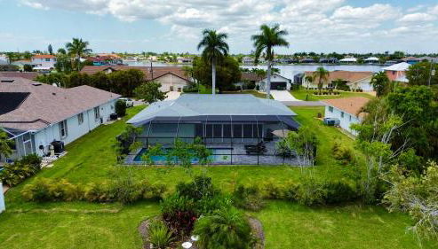 Family Fun-Prime Location Heated Pool Sleeps10 Villa - Foto 4