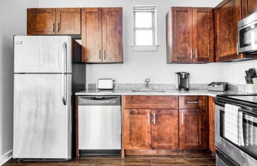 CozySuites Music Row Spacious 2BR with free parking 01 - Foto 19