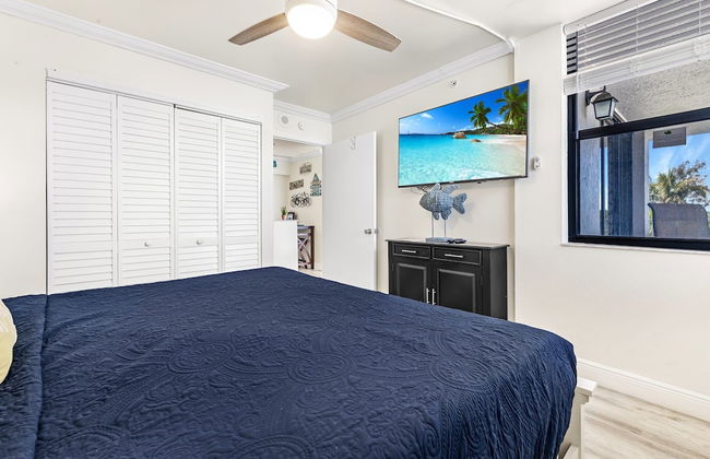 Lovers Key Beach Club - Photo 3