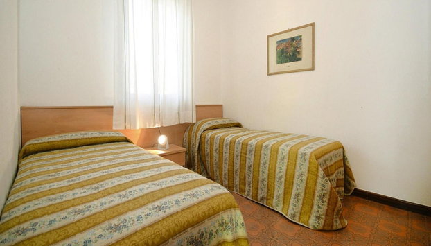 Holiday Resort Alex, Lignano - Foto 5, Habitación