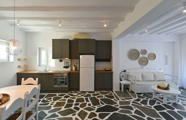 Santa Flora 3 bedroom House - Photo 15