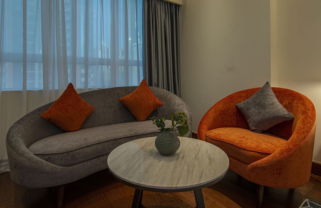 Number One Tower Suites - Photo 38