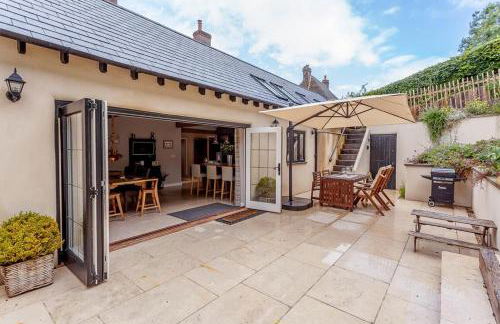 Three Little Pigs Luxury Cottage - Photo 18