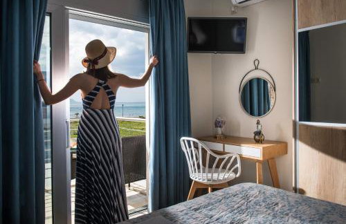 Dione Villa - Foto 1