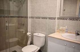 Spacious and centrally located apartment in San Pedro de Alcantara - Photo 13