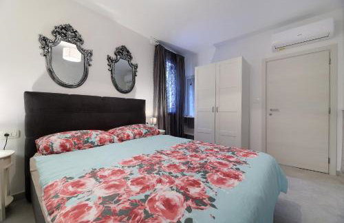 Villa Kristina - Swimming pool, Dolenja Vas - Istra - Foto 13