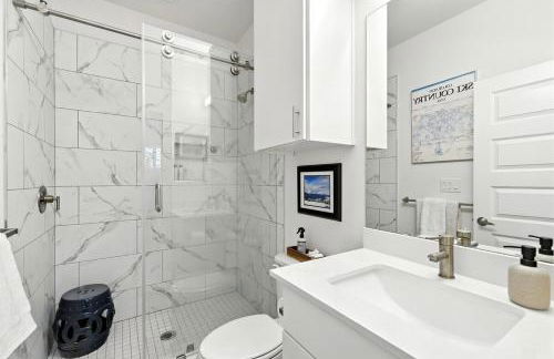 Luxe 2023NewBuild Entire home with 3BR 7BDs Ideal for Long Winter Stays, Outdoor, Central - Foto 26