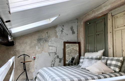 Charming and Design Attic Loft Central Milan in coolest area Navigli Ticinese - Foto 21