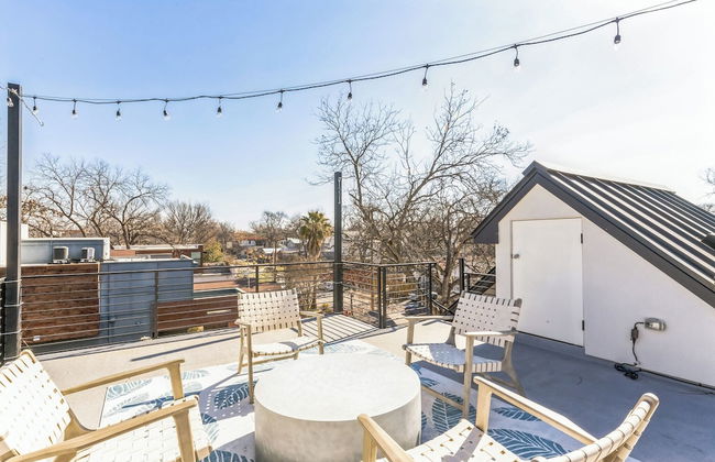 Chic Austin Getaway Brand New w/ Rooftop Patio! - Foto 16