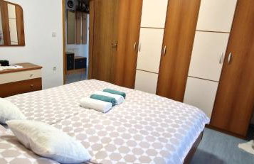 Apartments Pinezić - Foto 40