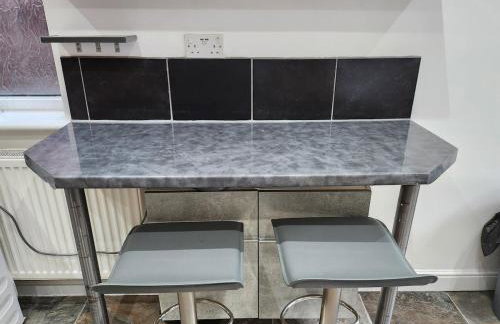 Newly Refurbished 3 Bedroom House with Lovely Garden - Foto 13