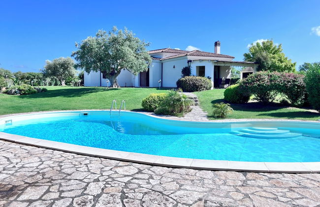 Countryside Villa With Private Pool and sea View - Foto 1