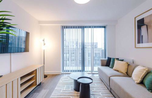 Modern 2BR Apartment w Secure Parking Salford - Foto 21