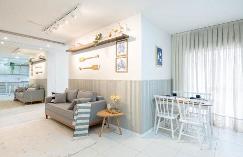 Apartamentos em Bal Piçarras 150 M DA PRAIA com Sacada Wi Fi, Piscina, Portaria 24h, Playground e vaga de GARAGEM - Foto 27