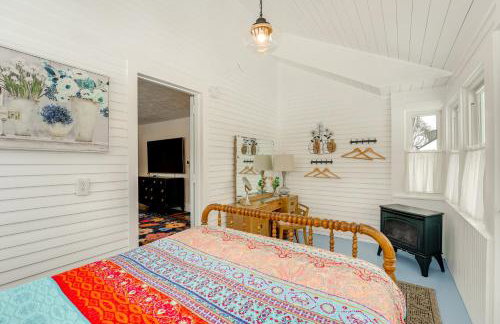 City Girl Farmhouse in Hudsonville with Hot Tub - Foto 17