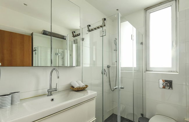 High end 2 BR w panoramic City view - Foto 24