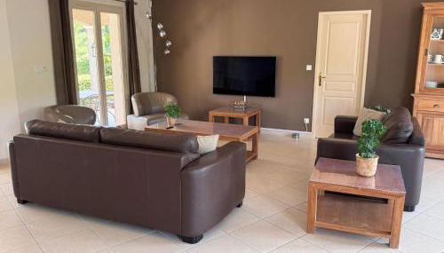 Stylish Villa with Terrace - Foto 5