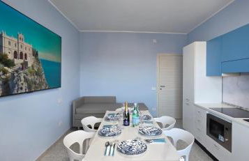 DANIEL SUPERIOR APARTMENTS - Tropea City Center - 250m from the Train Station - Foto 28