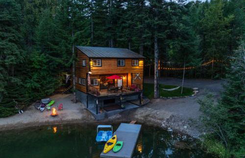 Hot Tub and Fire Pit Getaway on Pend Oreille River - Foto 29
