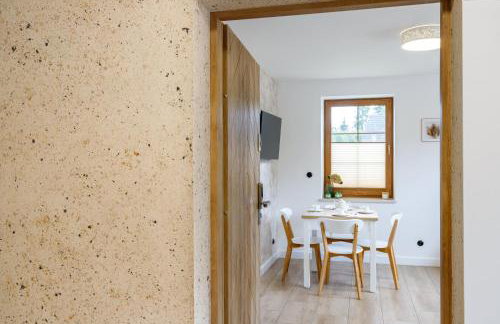 Green Door - Photo 13