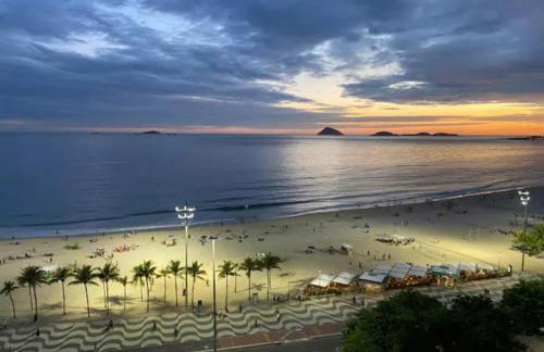 Apto. Leme 10º andar frente para o mar (vista espetacular) - Photo 47