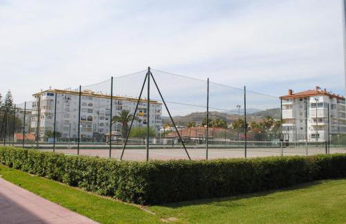 Apartamentos Laguna Beach - Photo 20