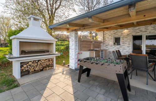 Cozy House In Nature With Hot Tub - Happy Rentals - Foto 22