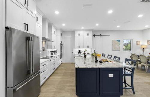 2 Million Villa Heated Pool w Luxury Spa 6BR & 6BR Waterfront by Canal - Foto 15