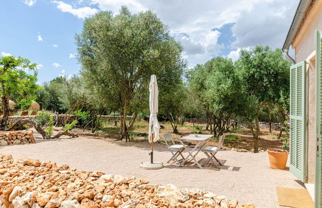 Aesthetic Farmhouse in Nature - Photo 35