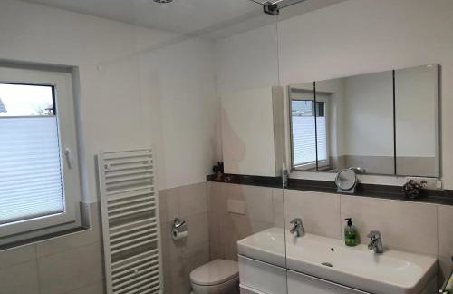 großzügige Unterkunft mit Terrasse - Foto 17