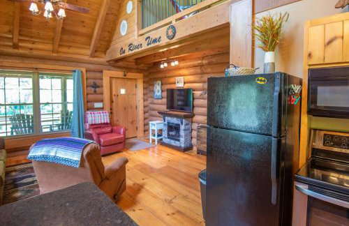 Cabin on the New River with Easy Steps to the River,Hot Tub, Fire Pit - Photo 14