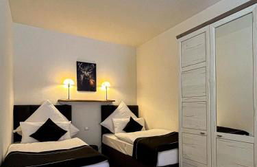 StayZen Holz & Hirsch Deluxe Hideaway zentral mit Parkplatz - Foto 21