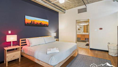 Condo w pvt balcony & gym access - Foto 2