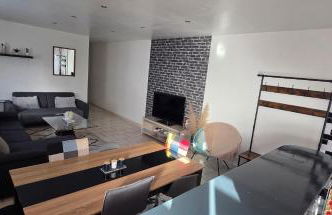 Appartement cosy spacieux parking gratuit en face - Foto 16