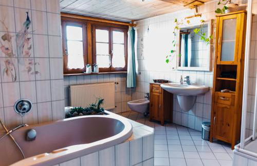 Schweizerblick - Denkmalgeschützes Haus in ruhiger Lage - großer Garten und mit Charme eingerichtet - ideal für Familien, Paare & Hund - Foto 23