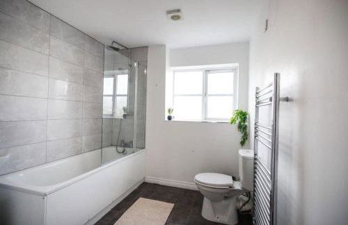 Snowberry Close - Contractors Long Stay by ShortStayUK - Foto 8